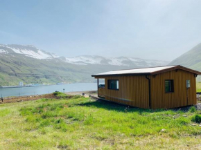 Langahlid cottage with hot tub just for two